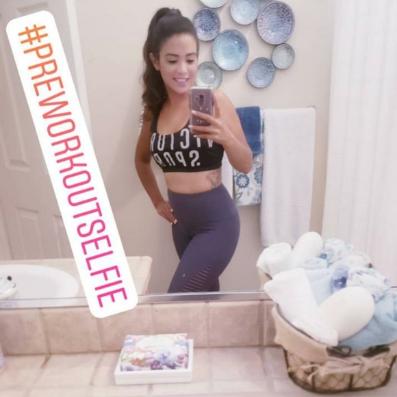 Meet your Posh Ambassador, Michelle - Picture 15 of 16